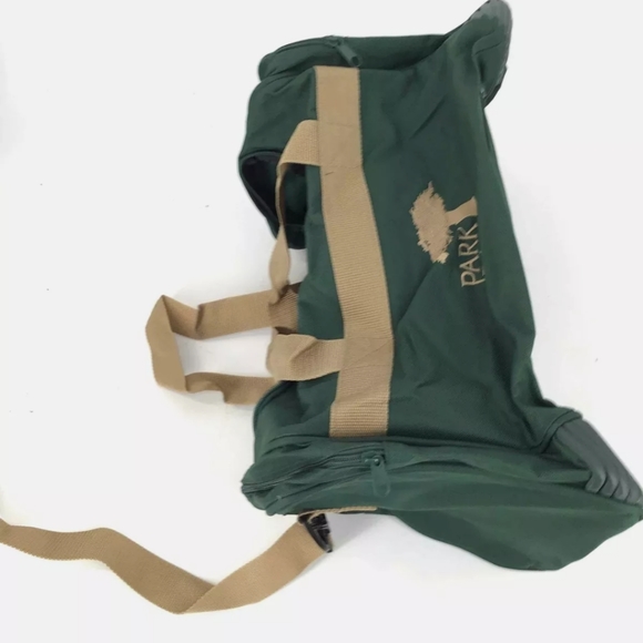 Set of new park east green tan large duffle bags - Picture 4 of 6